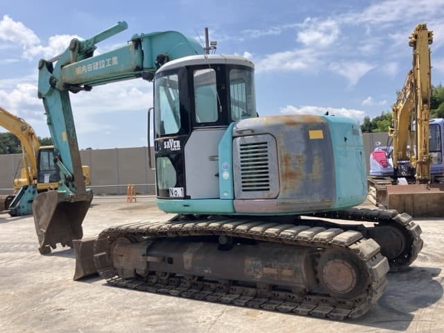 EXCAVATOR — Auction (lot 8457-185)