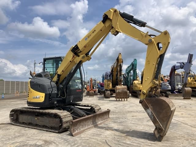 EXCAVATOR — Auction (lot 8457-187)