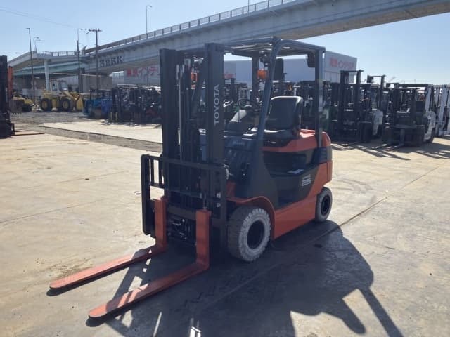 Battery Forklift — Auction (lot 8457-19002)