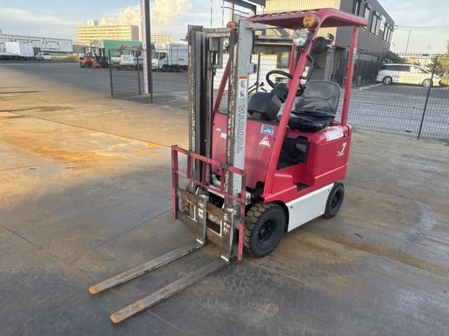 Battery Forklift — Auction (lot 8457-19014)