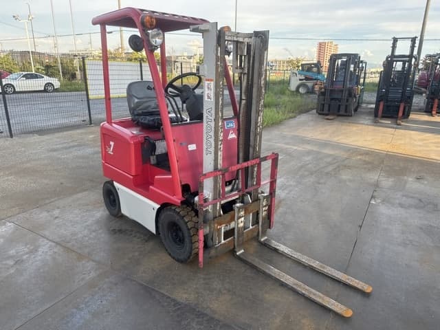 Battery Forklift — Auction (lot 8457-19014)