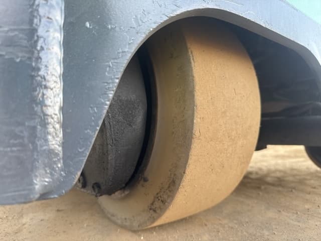 Reach Forklift — Auction (lot 8457-19015)
