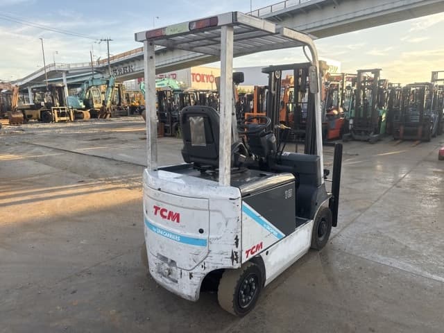 Battery Forklift — Auction (lot 8457-19016)