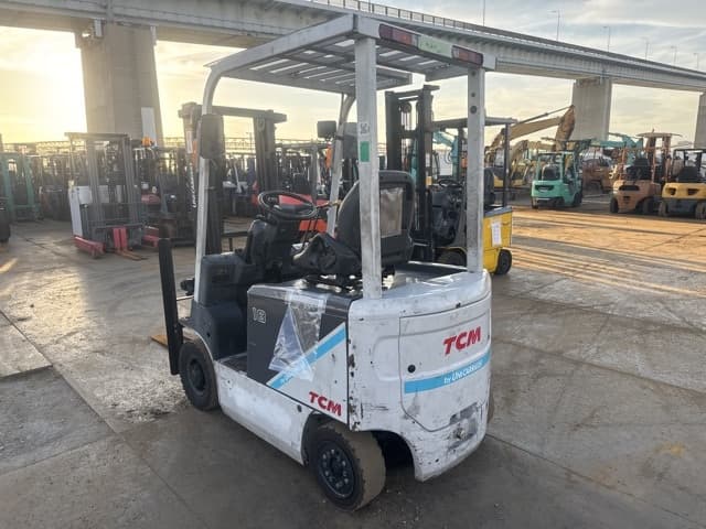 Battery Forklift — Auction (lot 8457-19016)