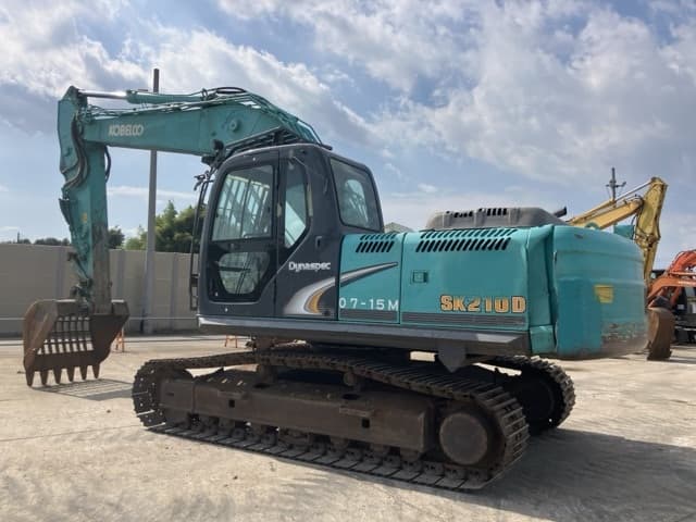 EXCAVATOR — Auction (lot 8457-191)