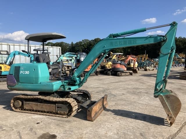 MINI EXCAVATOR — Auction (lot 8457-194)