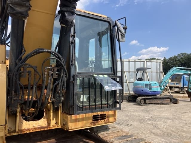 EXCAVATOR — Auction (lot 8457-197)