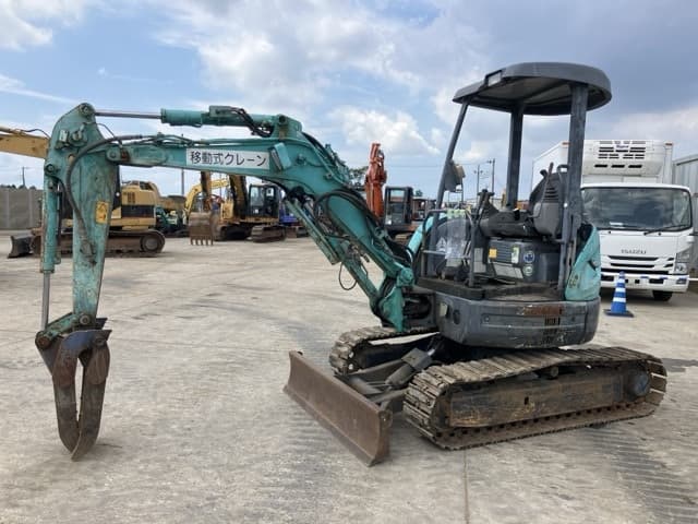 MINI EXCAVATOR — Auction (lot 8457-199)