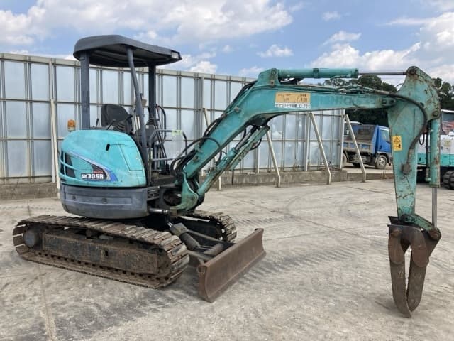 MINI EXCAVATOR — Auction (lot 8457-199)