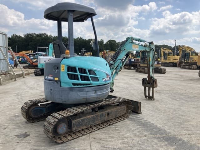 MINI EXCAVATOR — Auction (lot 8457-199)