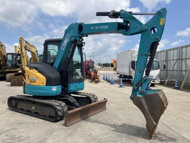 MINI EXCAVATOR — Auction (lot 8457-2)