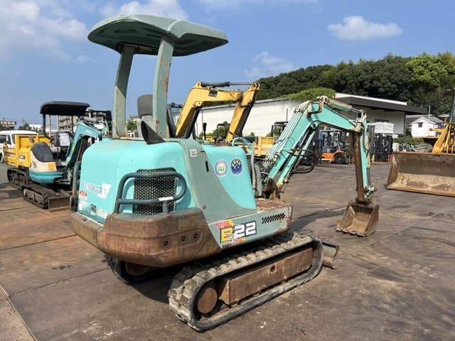 MINI EXCAVATOR — Auction (lot 8457-20003)