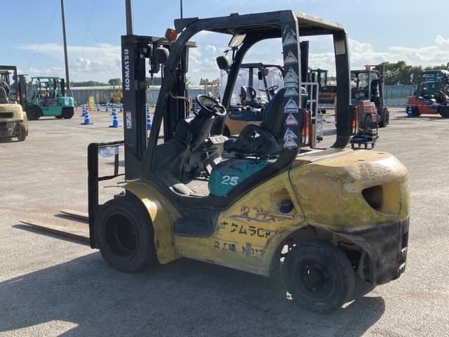 Forklift — Auction (lot 8457-2002)