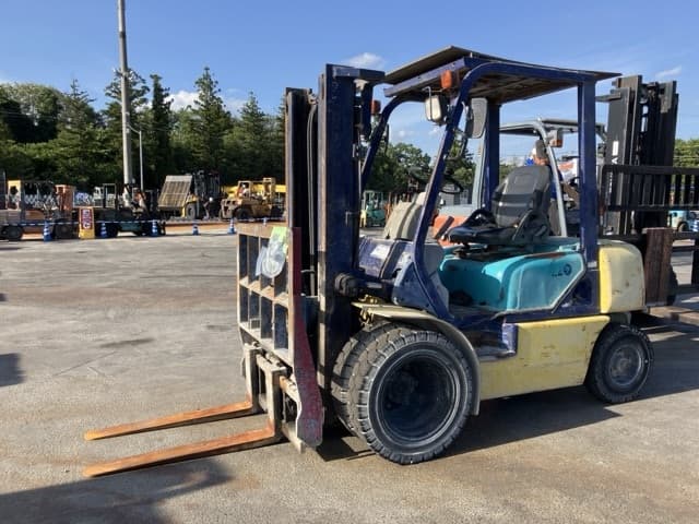 Forklift — Auction (lot 8457-2003)