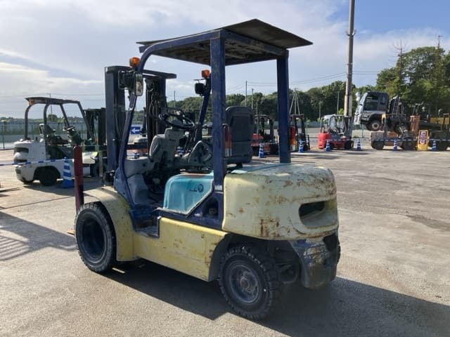 Forklift — Auction (lot 8457-2003)
