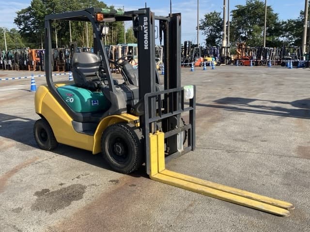 Forklift — Auction (lot 8457-2005)