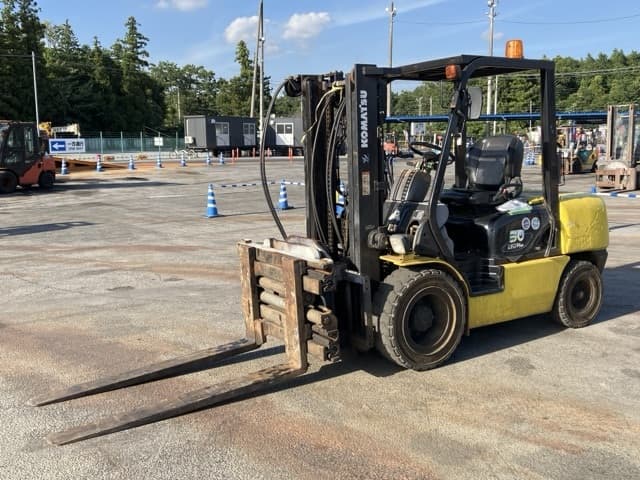 Forklift — Auction (lot 8457-2006)