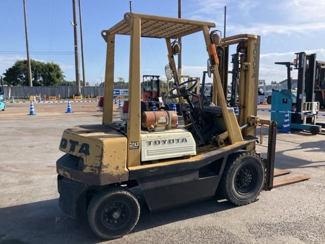 Forklift — Auction (lot 8457-2007)