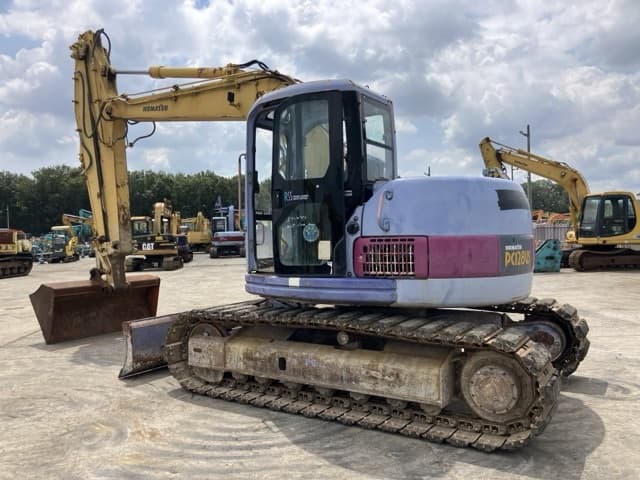 EXCAVATOR — Auction (lot 8457-201)