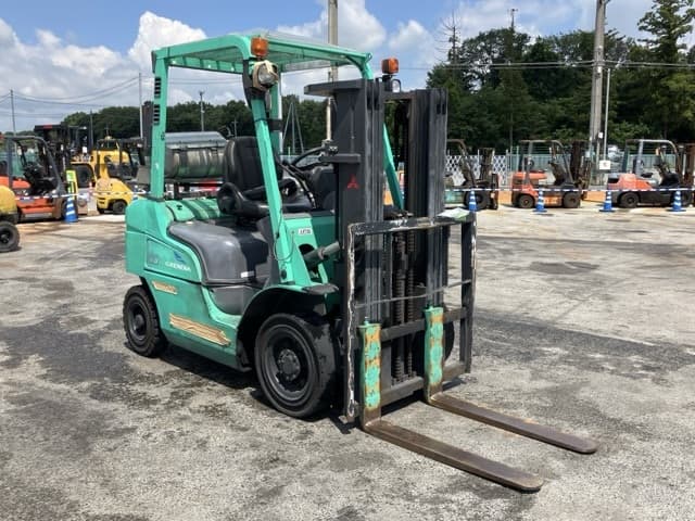 Forklift — Auction (lot 8457-2012)