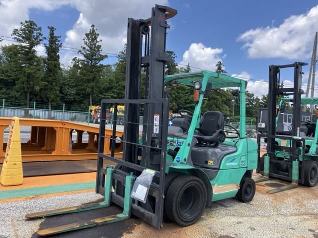 Forklift — Auction (lot 8457-2014)