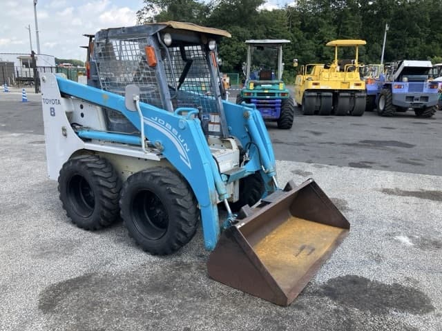 SKID STEER LOADER — Auction (lot 8457-202)