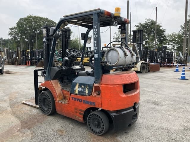 Forklift — Auction (lot 8457-2020)