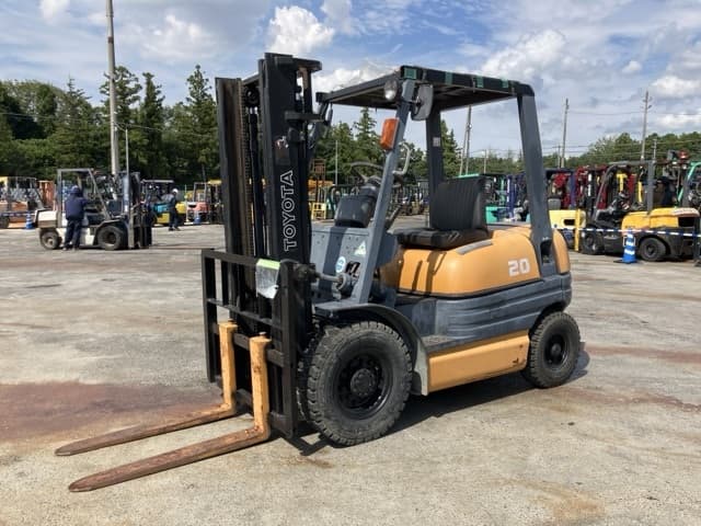 Forklift — Auction (lot 8457-2021)
