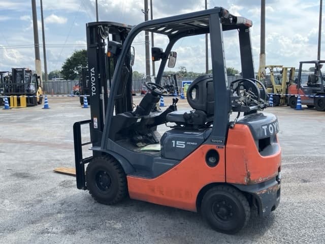 Forklift — Auction (lot 8457-2024)