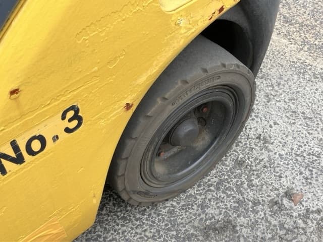 Forklift — Auction (lot 8457-2028)