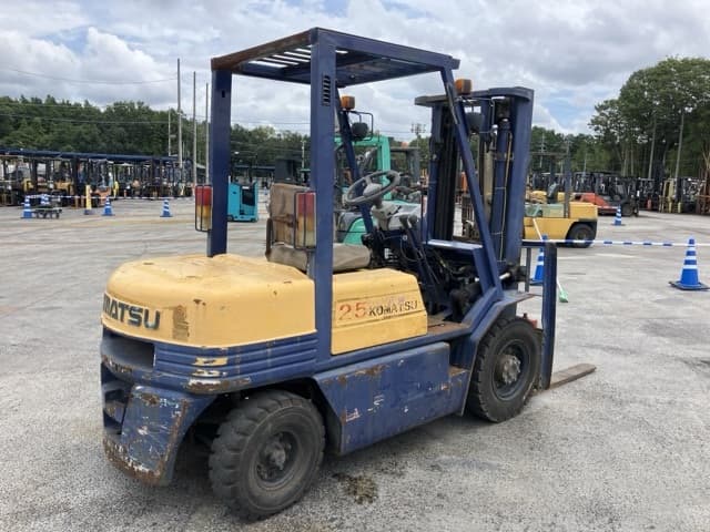 Forklift — Auction (lot 8457-2029)