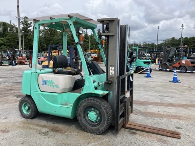 Forklift — Auction (lot 8457-2030)