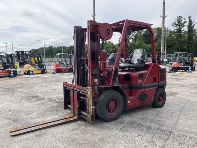 Forklift — Auction (lot 8457-2033)