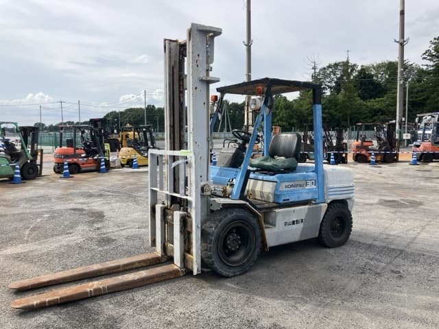 Forklift — Auction (lot 8457-2035)