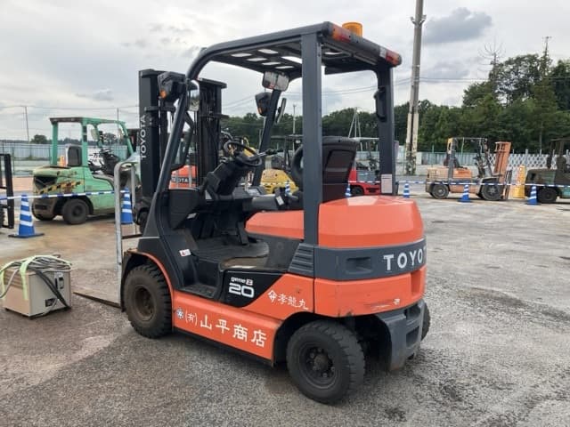 Battery Forklift — Auction (lot 8457-2038)