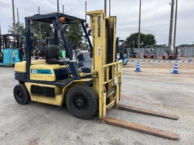 Forklift — Auction (lot 8457-2040)