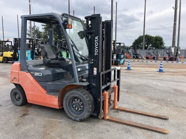 Forklift — Auction (lot 8457-2041)