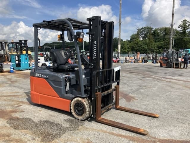 Battery Forklift — Auction (lot 8457-2046)