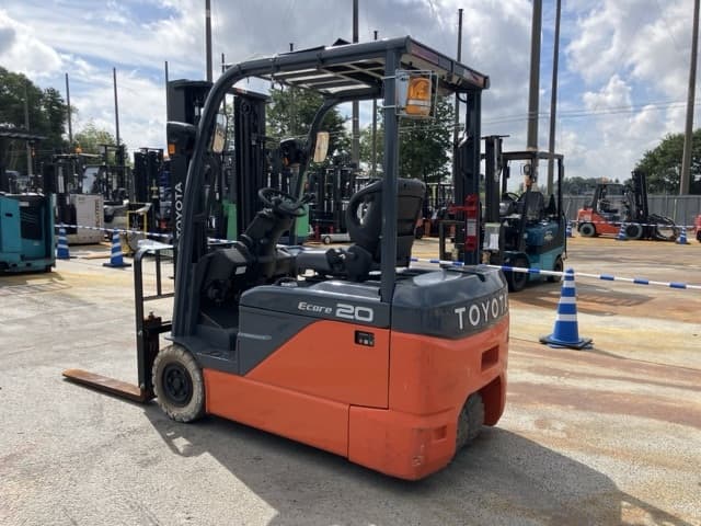 Battery Forklift — Auction (lot 8457-2046)