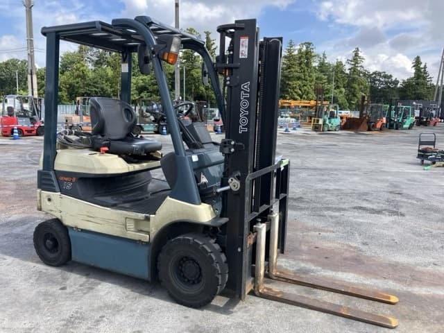 Battery Forklift — Auction (lot 8457-2048)