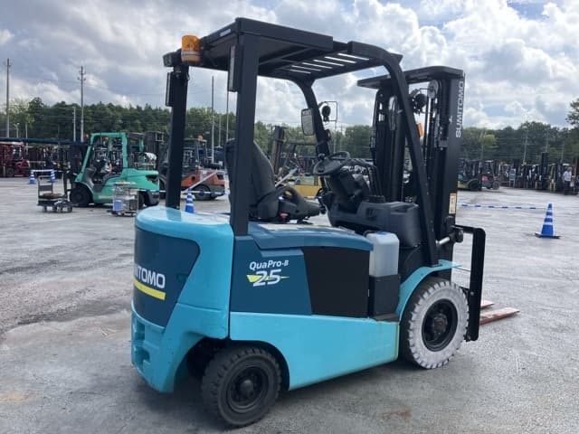 Battery Forklift — Auction (lot 8457-2050)