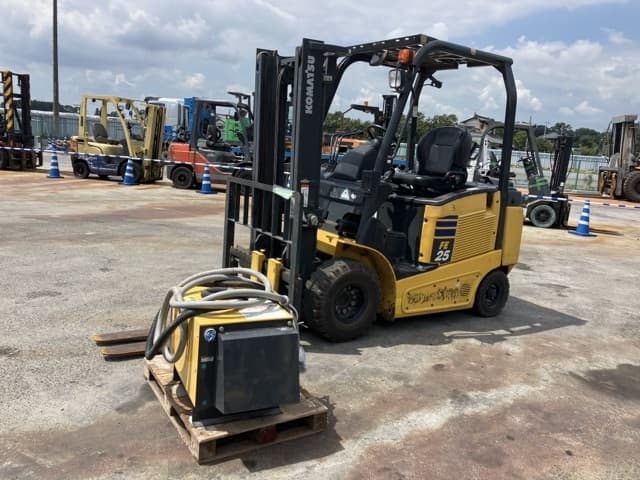 Battery Forklift — Auction (lot 8457-2051)