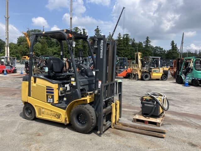 Battery Forklift — Auction (lot 8457-2051)
