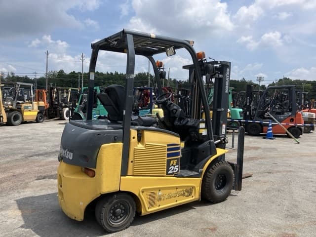 Battery Forklift — Auction (lot 8457-2051)