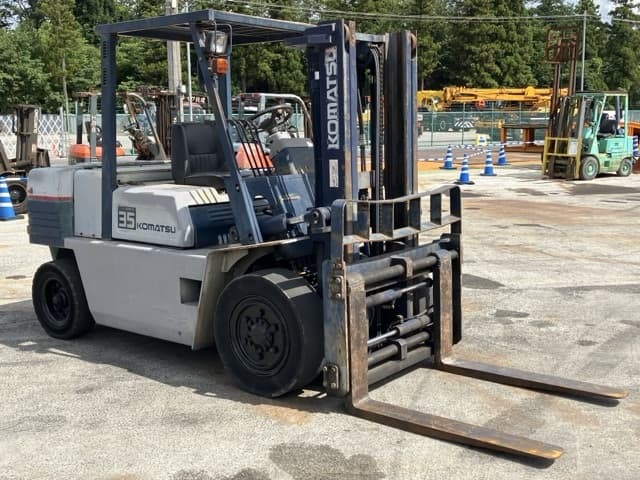 Forklift — Auction (lot 8457-2052)
