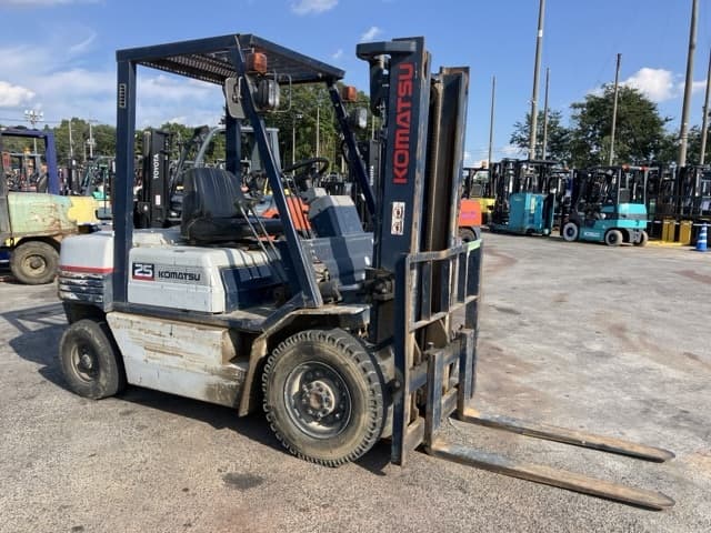 Forklift — Auction (lot 8457-2065)