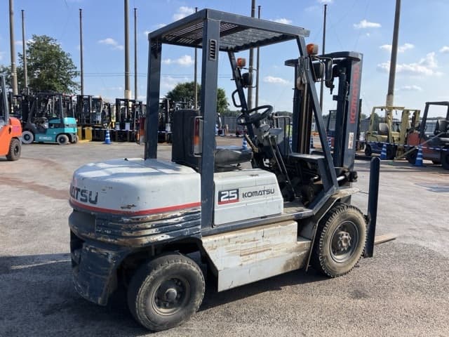 Forklift — Auction (lot 8457-2065)