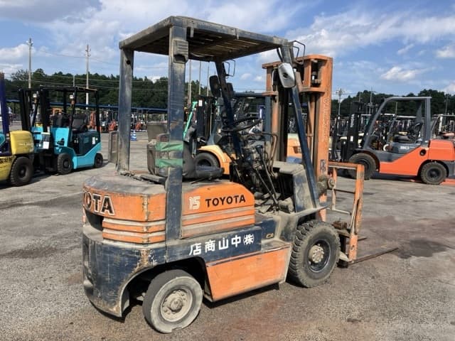 Forklift — Auction (lot 8457-2066)