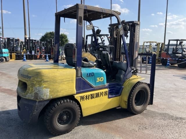 Forklift — Auction (lot 8457-2069)