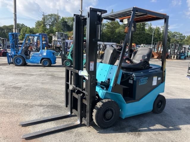 Battery Forklift — Auction (lot 8457-2072)